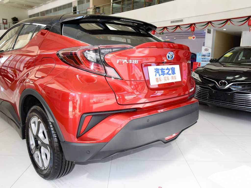 TOYOTA C-HR EV, foto 186