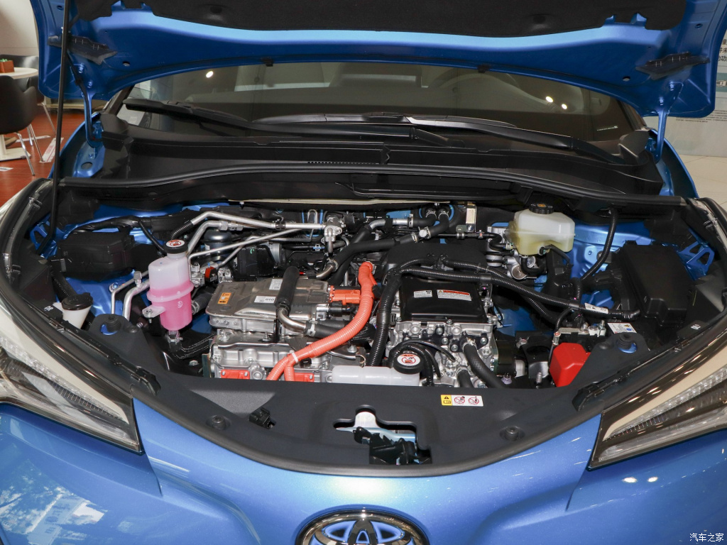 TOYOTA C-HR EV, foto 204