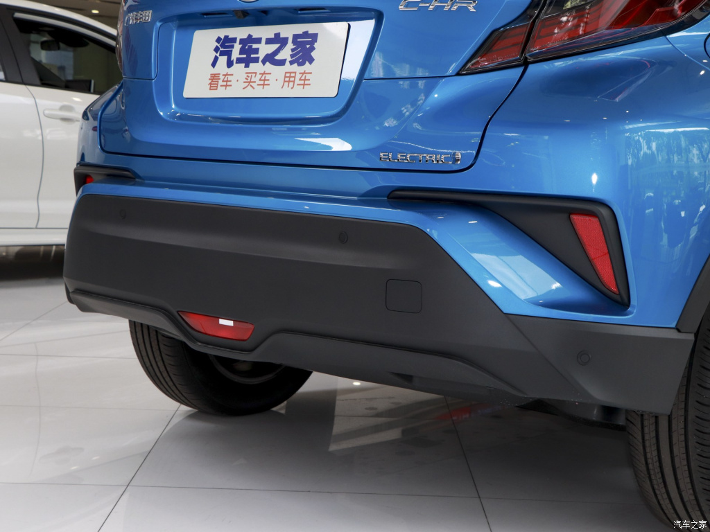 TOYOTA C-HR EV, foto 254