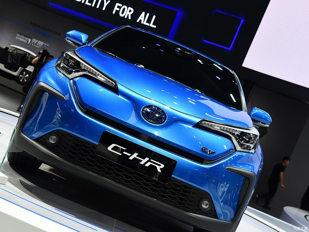 TOYOTA C-HR EV, foto 260