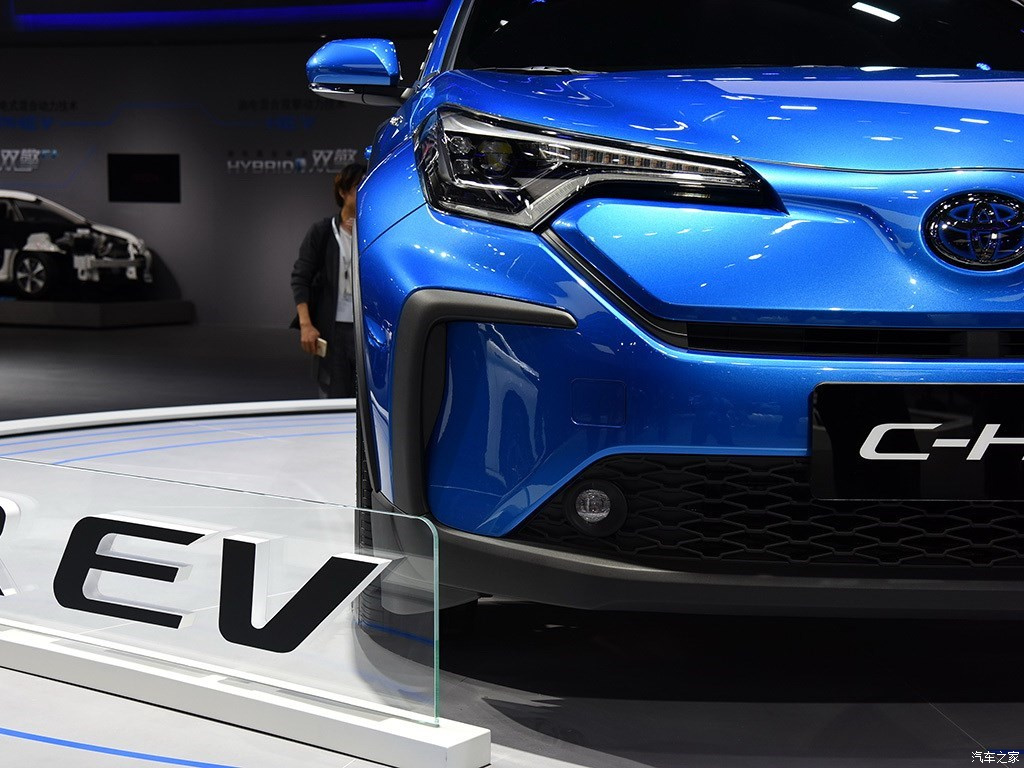 TOYOTA C-HR EV, foto 263