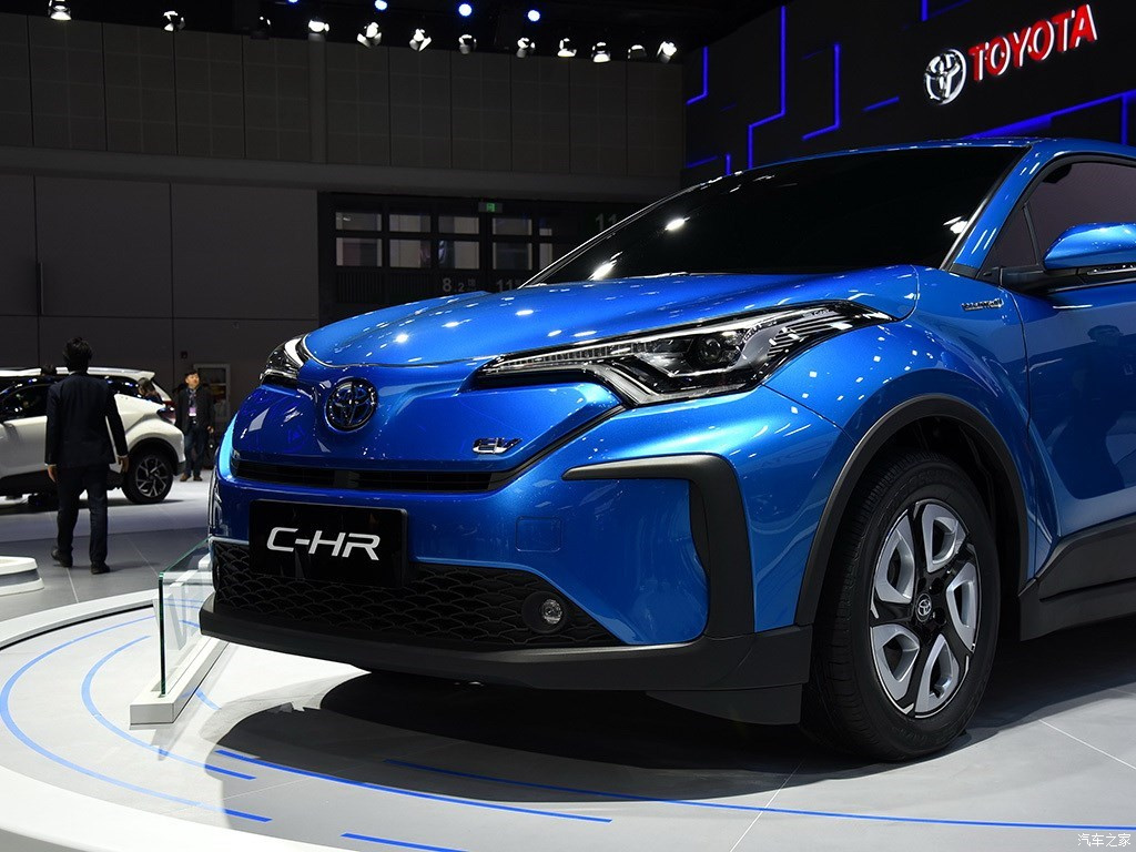 TOYOTA C-HR EV, foto 266