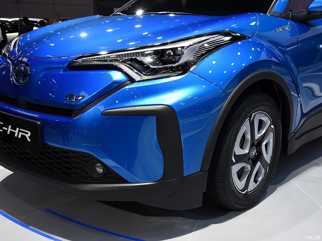 TOYOTA C-HR EV, foto 273