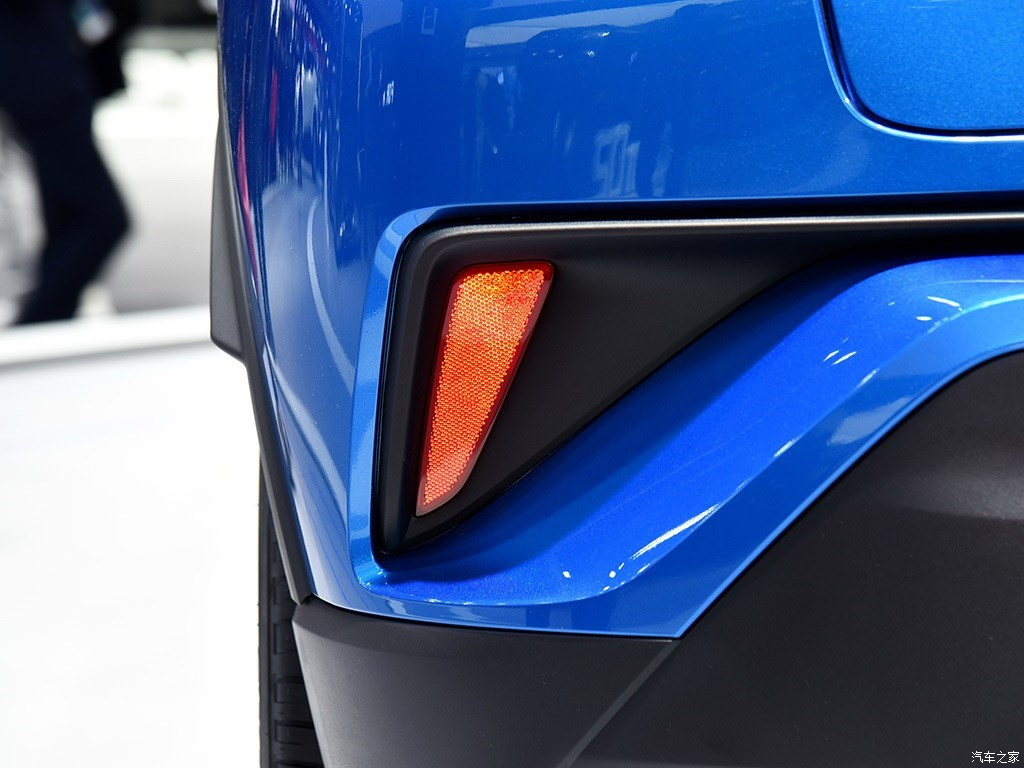 TOYOTA C-HR EV, foto 292