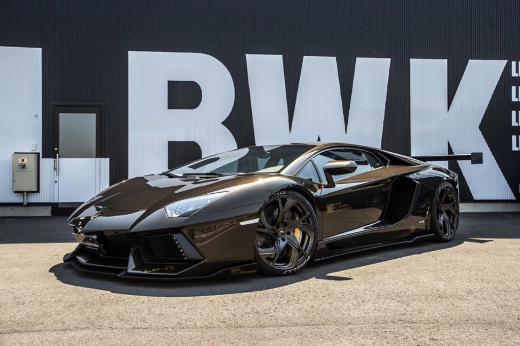 2020 - LAMBORGHINI AVENTADOR BY LIBERTY WALK, foto 1