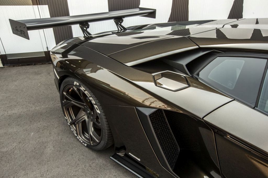 2020 - LAMBORGHINI AVENTADOR BY LIBERTY WALK, foto 3