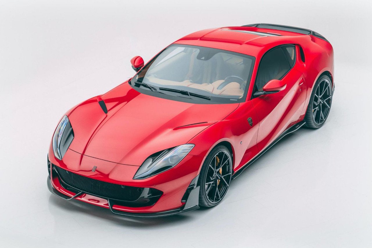 FERRARI F812 SUPERFAST BY MANSORY, foto 1