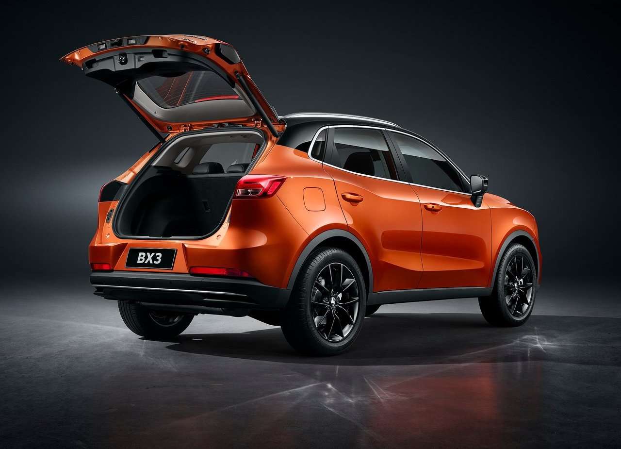 BORGWARD BX3, foto 12
