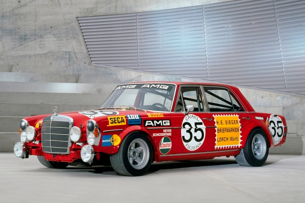 MERCEDES-BENZ 300 SEL 6.8 AMG, foto 1