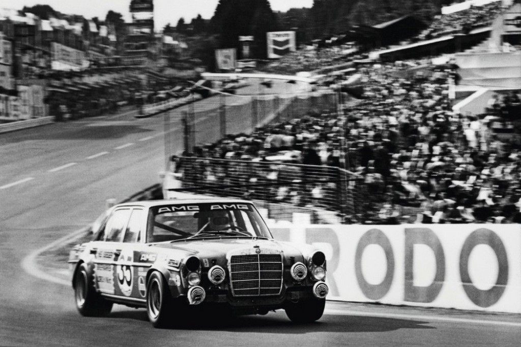 MERCEDES-BENZ 300 SEL 6.8 AMG, foto 35