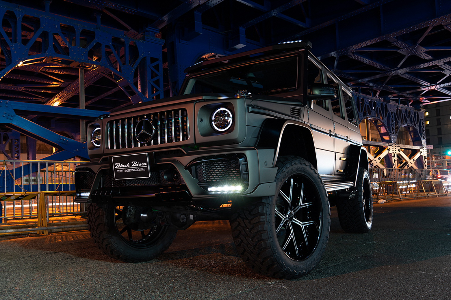 MERCEDES-BENZ G BLACK BISON BY WALD, foto 2