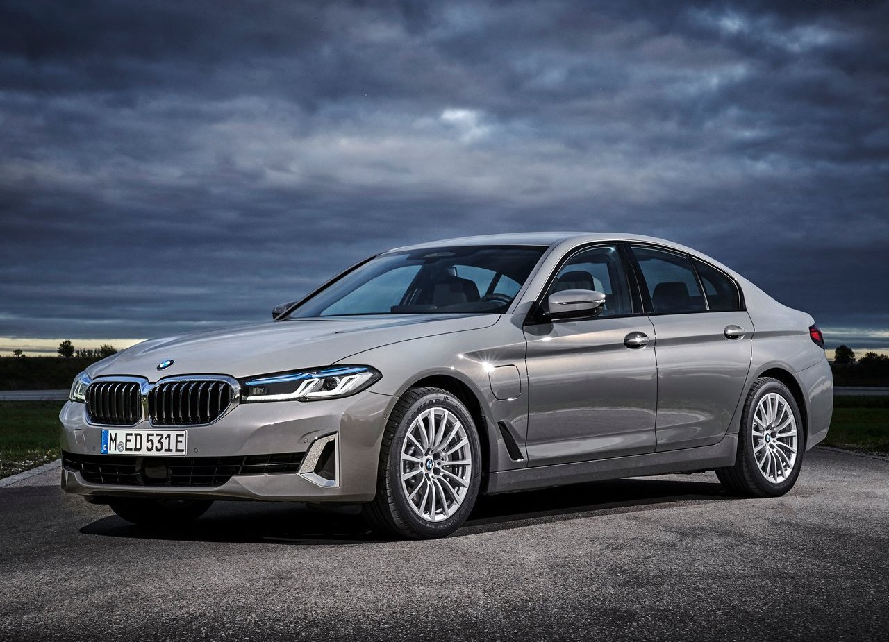 2021 - BMW 5 SERIES SEDAN, foto 2