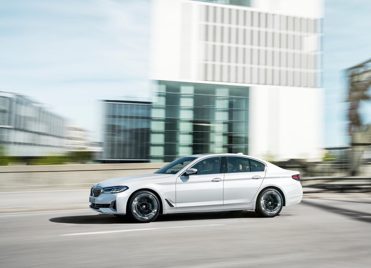 2021 - BMW 5 SERIES SEDAN, foto 38