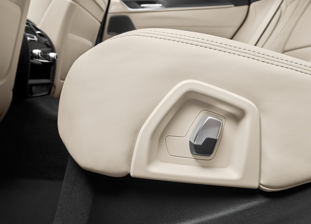 BMW 6 SERIES GRAN TURISMO, foto 64