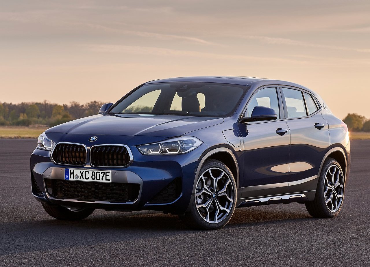 BMW X2 xDRIVE25e, foto 1