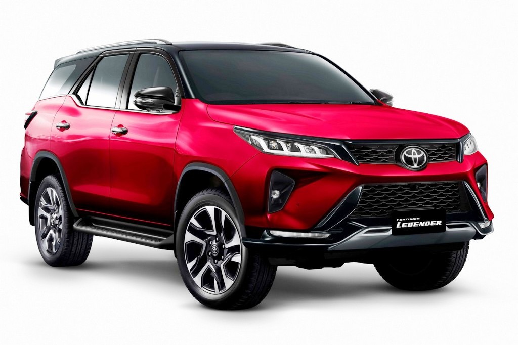 TOYOTA FORTUNER, foto 1