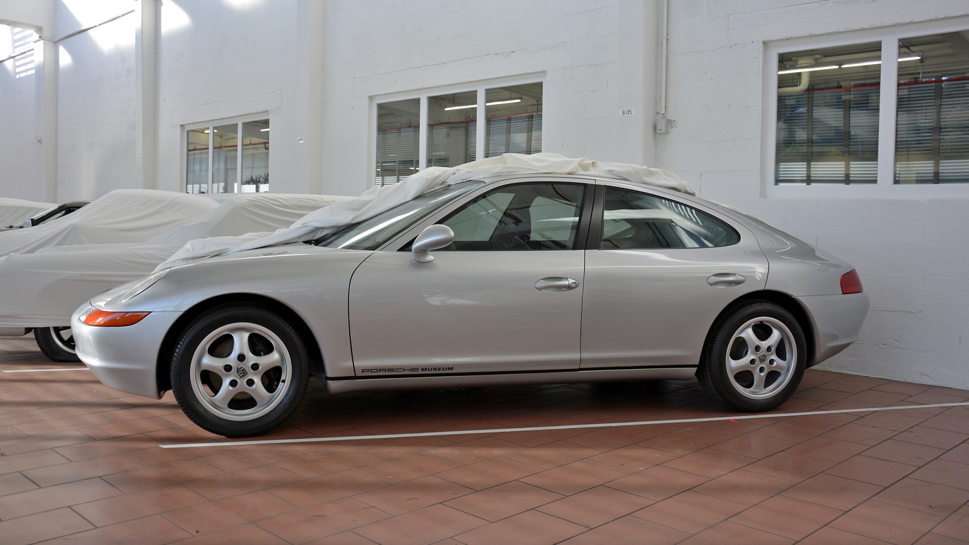 1991 - PORSCHE 989, foto 11