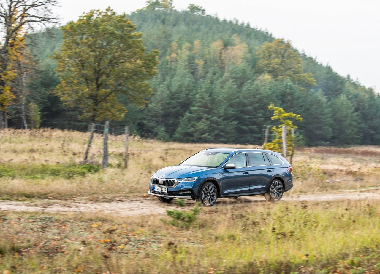 2020 - SKODA OCTAVIA SCOUT, foto 11