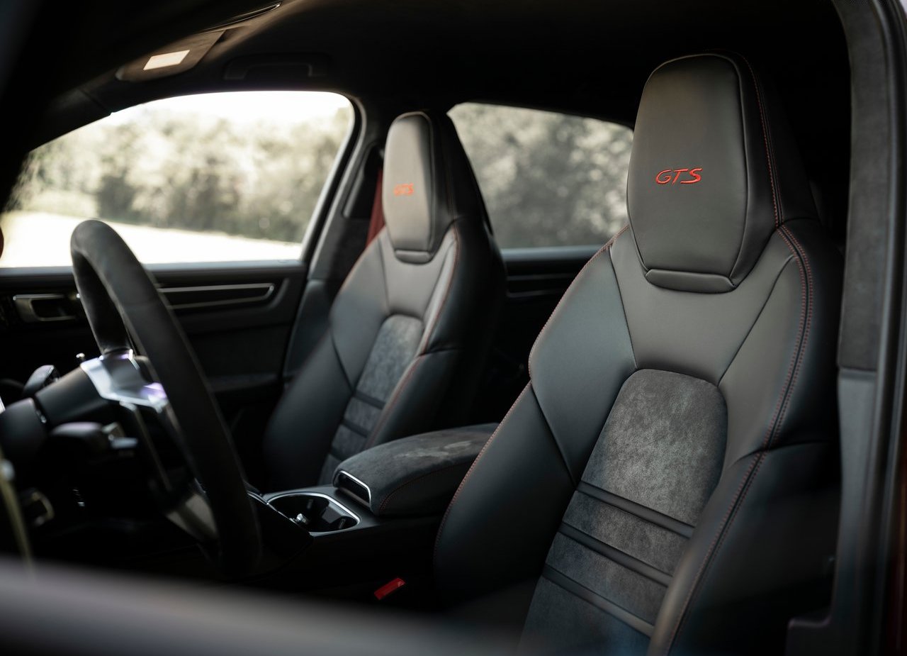 2020 - PORSCHE CAYENNE GTS, foto 155