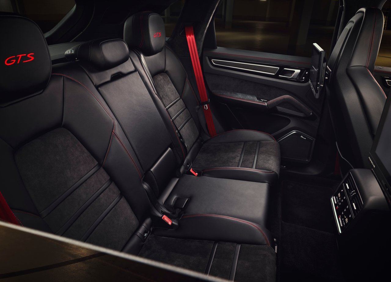 2020 - PORSCHE CAYENNE GTS, foto 161