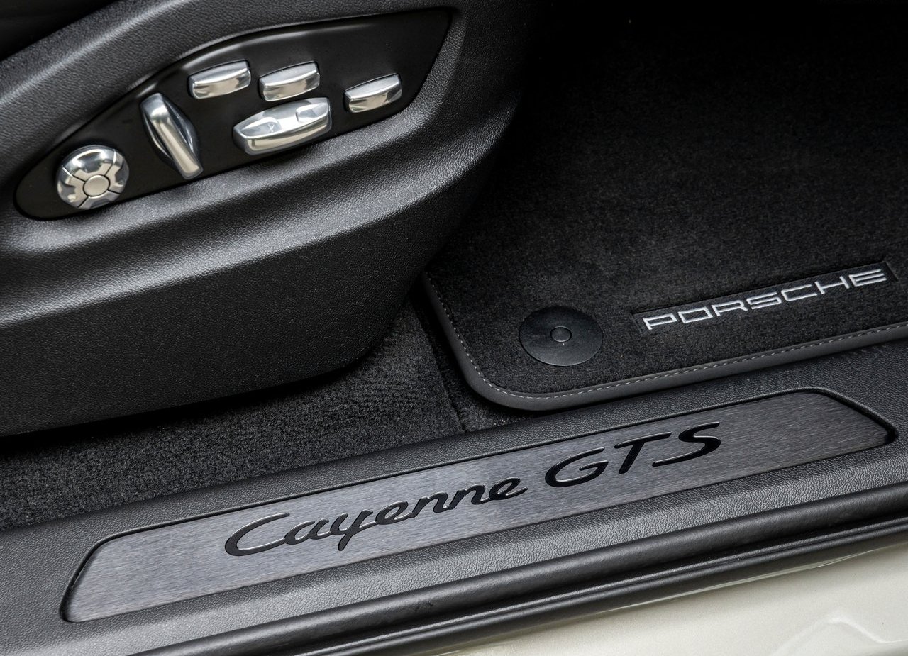 2020 - PORSCHE CAYENNE GTS, foto 180