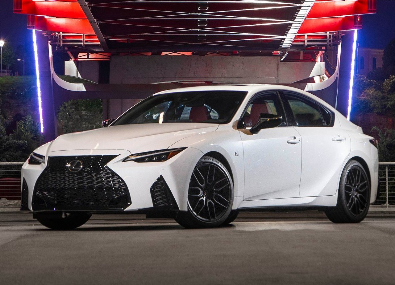 2021 - LEXUS IS, foto 1