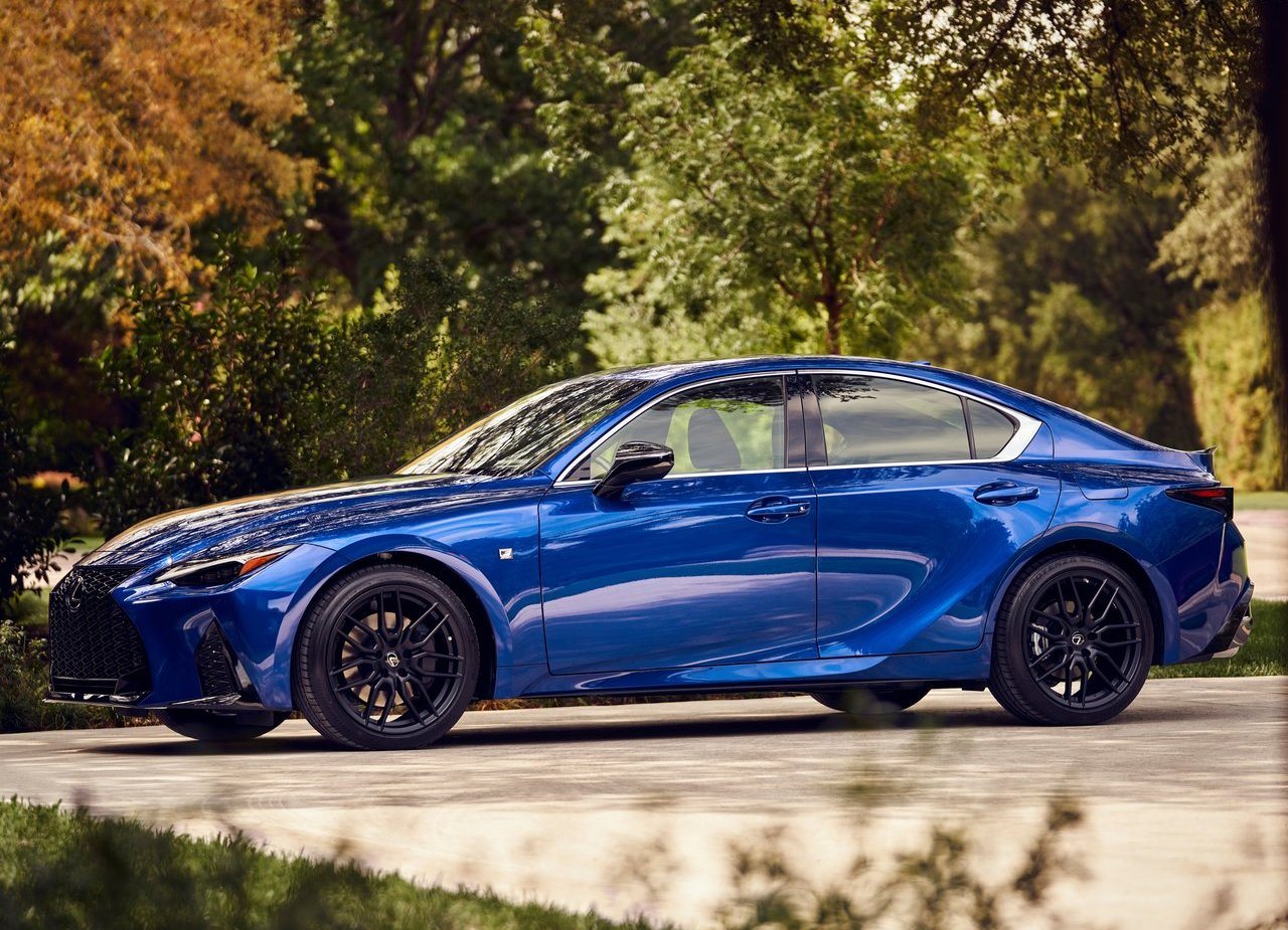 2021 - LEXUS IS, foto 11