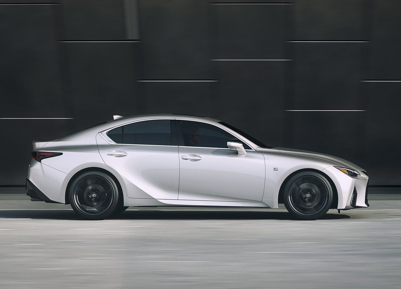 2021 - LEXUS IS, foto 38