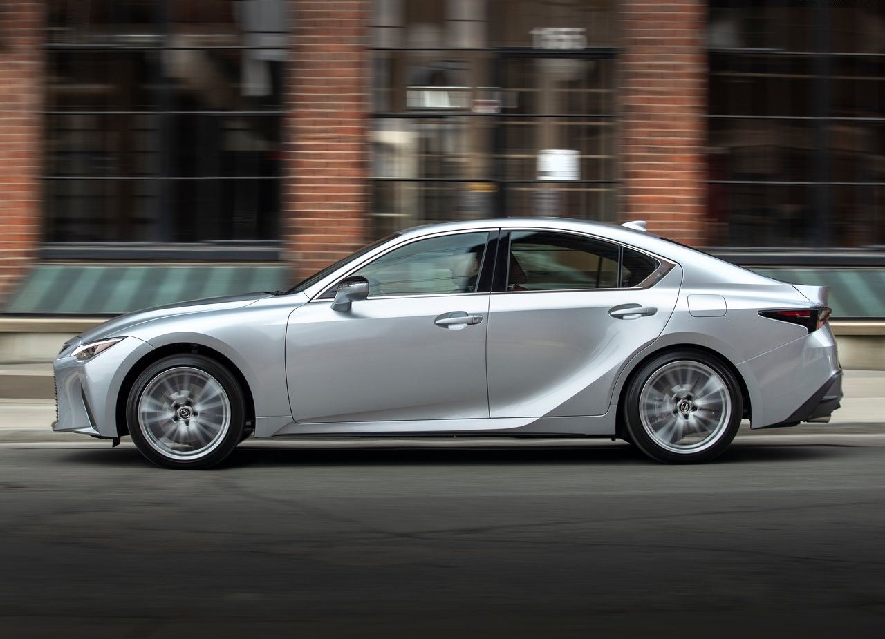 2021 - LEXUS IS, foto 39