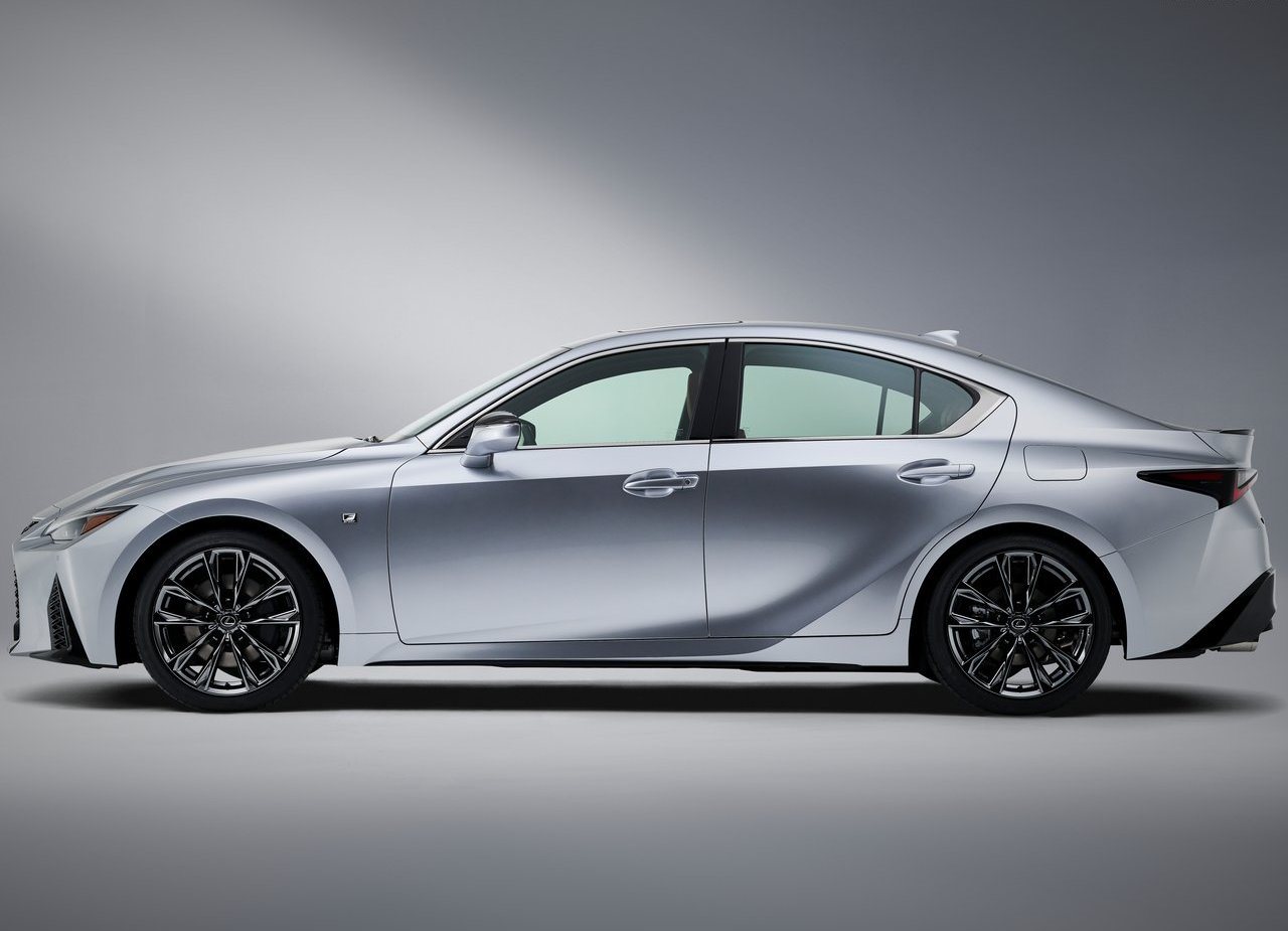 2021 - LEXUS IS, foto 59
