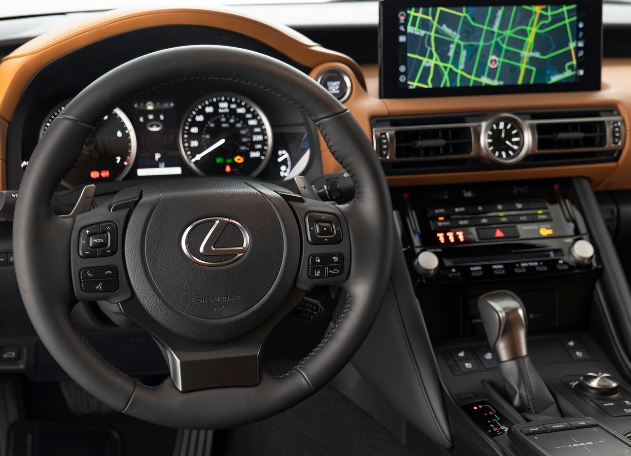 2021 - LEXUS IS, foto 85