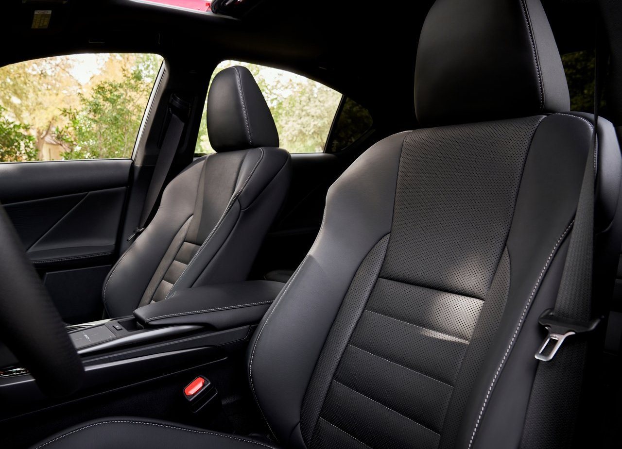 2021 - LEXUS IS, foto 93