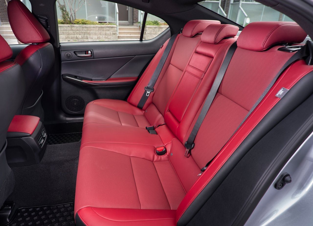 2021 - LEXUS IS, foto 97