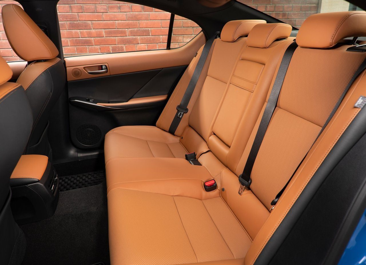 2021 - LEXUS IS, foto 99