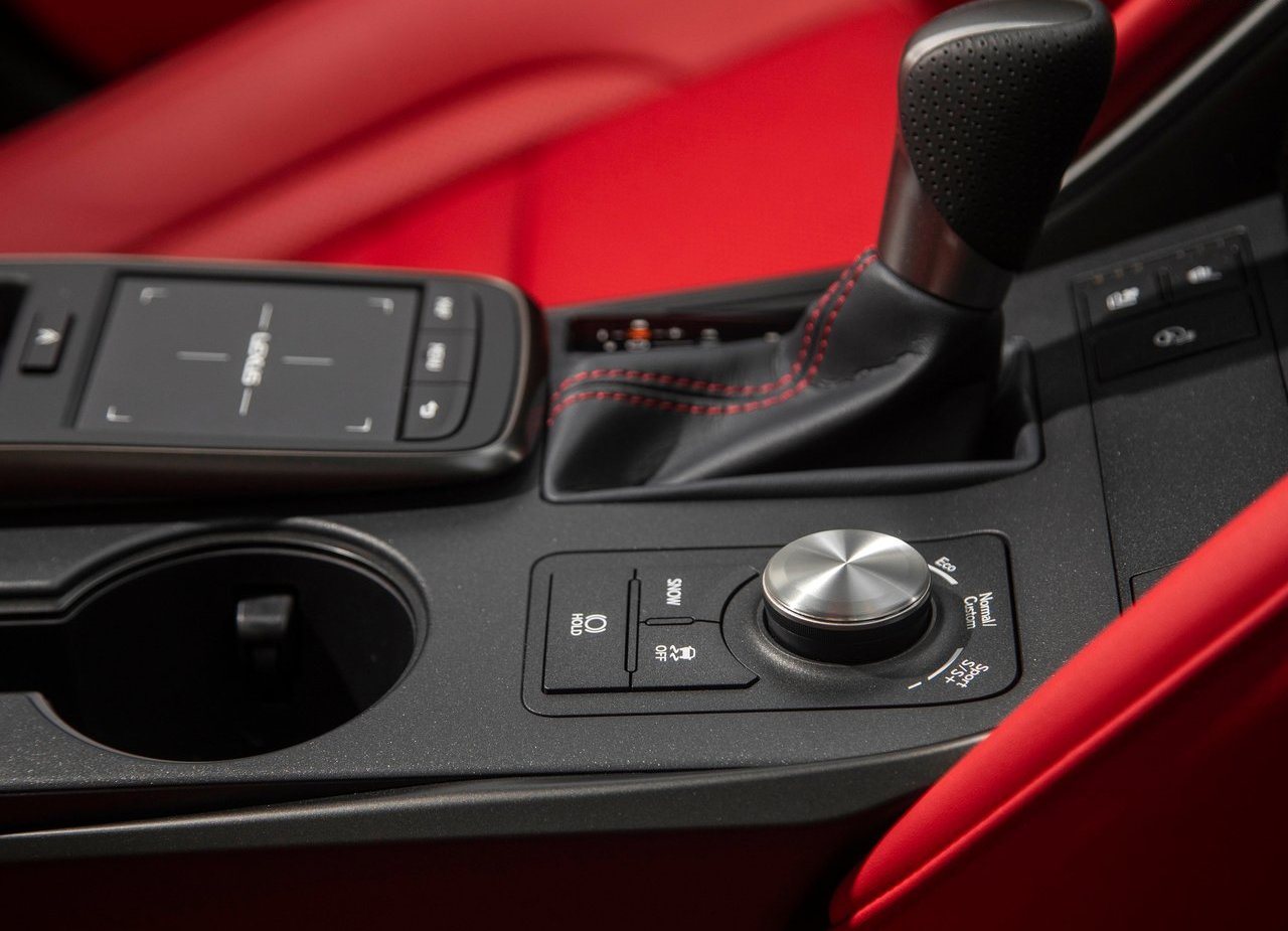 2021 - LEXUS IS, foto 102
