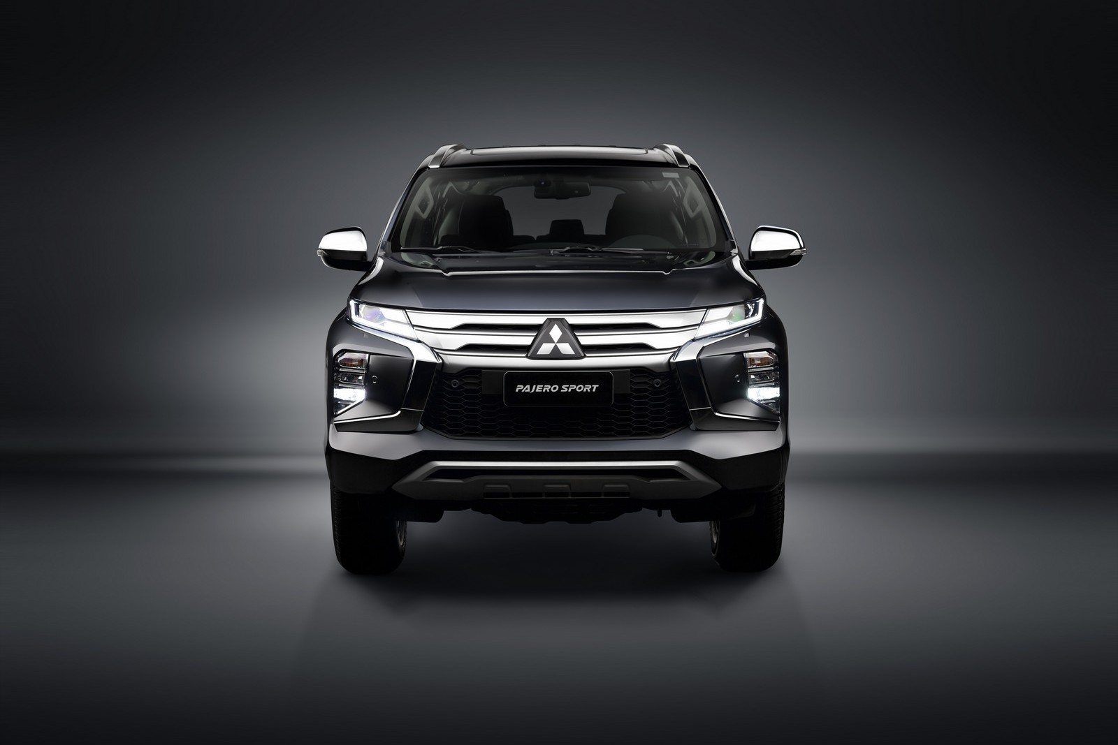 MITSUBISHI PAJERO SPORT, foto 3