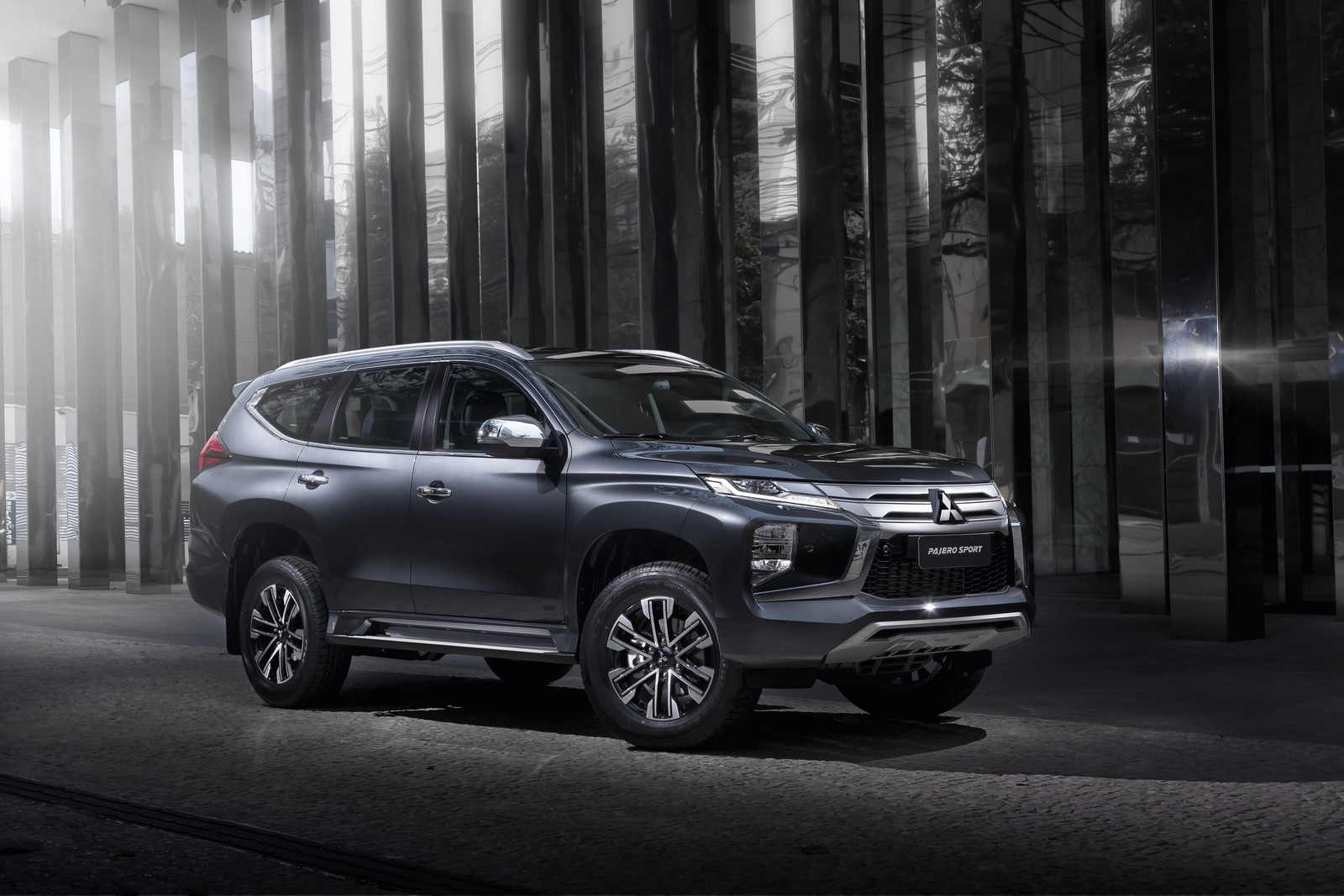 MITSUBISHI PAJERO SPORT, foto 33