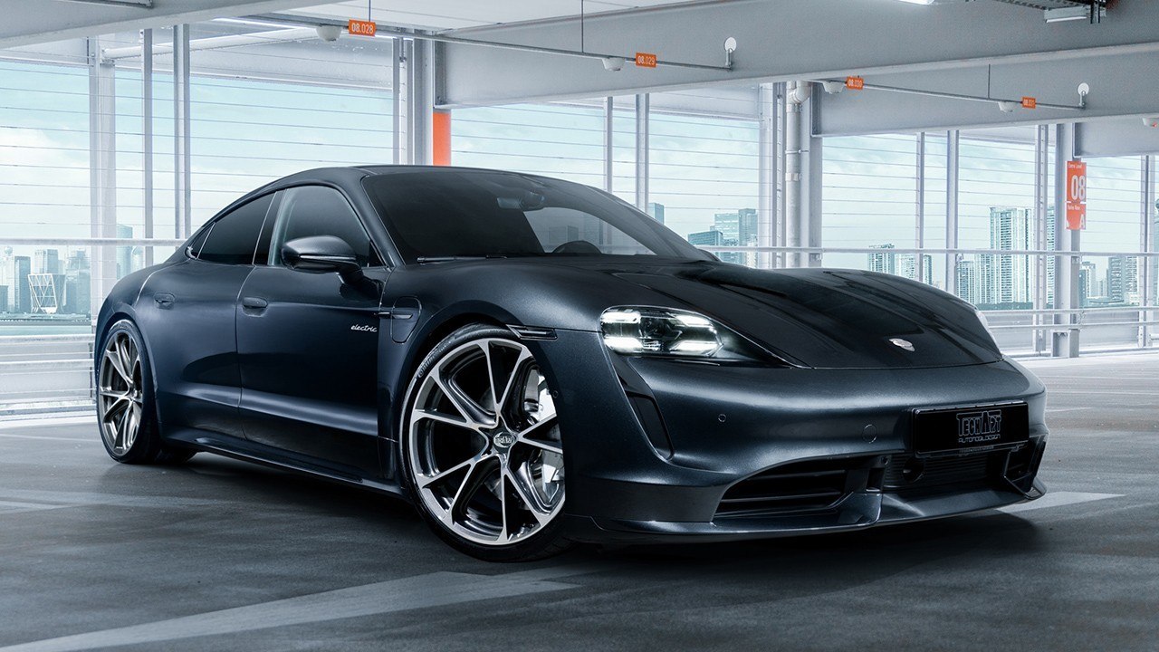 2020 - PORSCHE TAYCAN BY TECHART, foto 1
