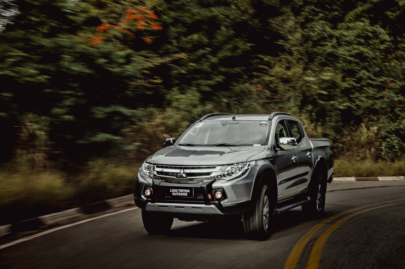 MITSUBISHI L200 TRITON OUTDOOR, foto 3