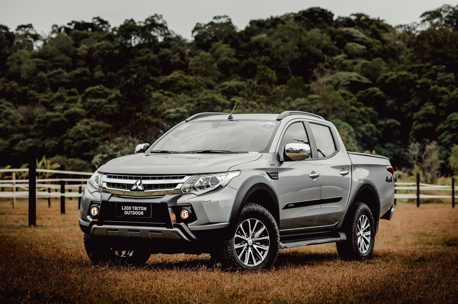 MITSUBISHI L200 TRITON OUTDOOR, foto 8
