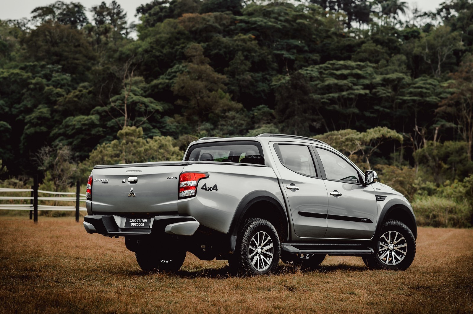 MITSUBISHI L200 TRITON OUTDOOR, foto 10