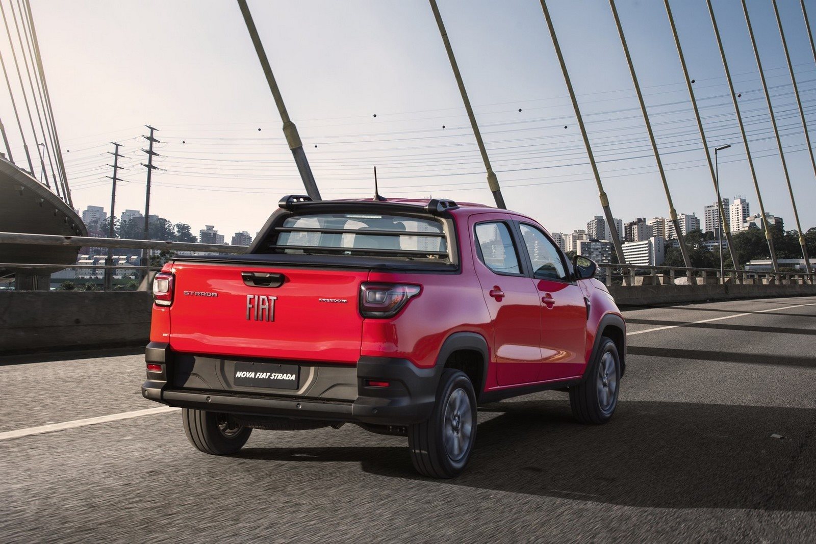 2021 - FIAT STRADA FREEDOM CABINE DUPLA, foto 3