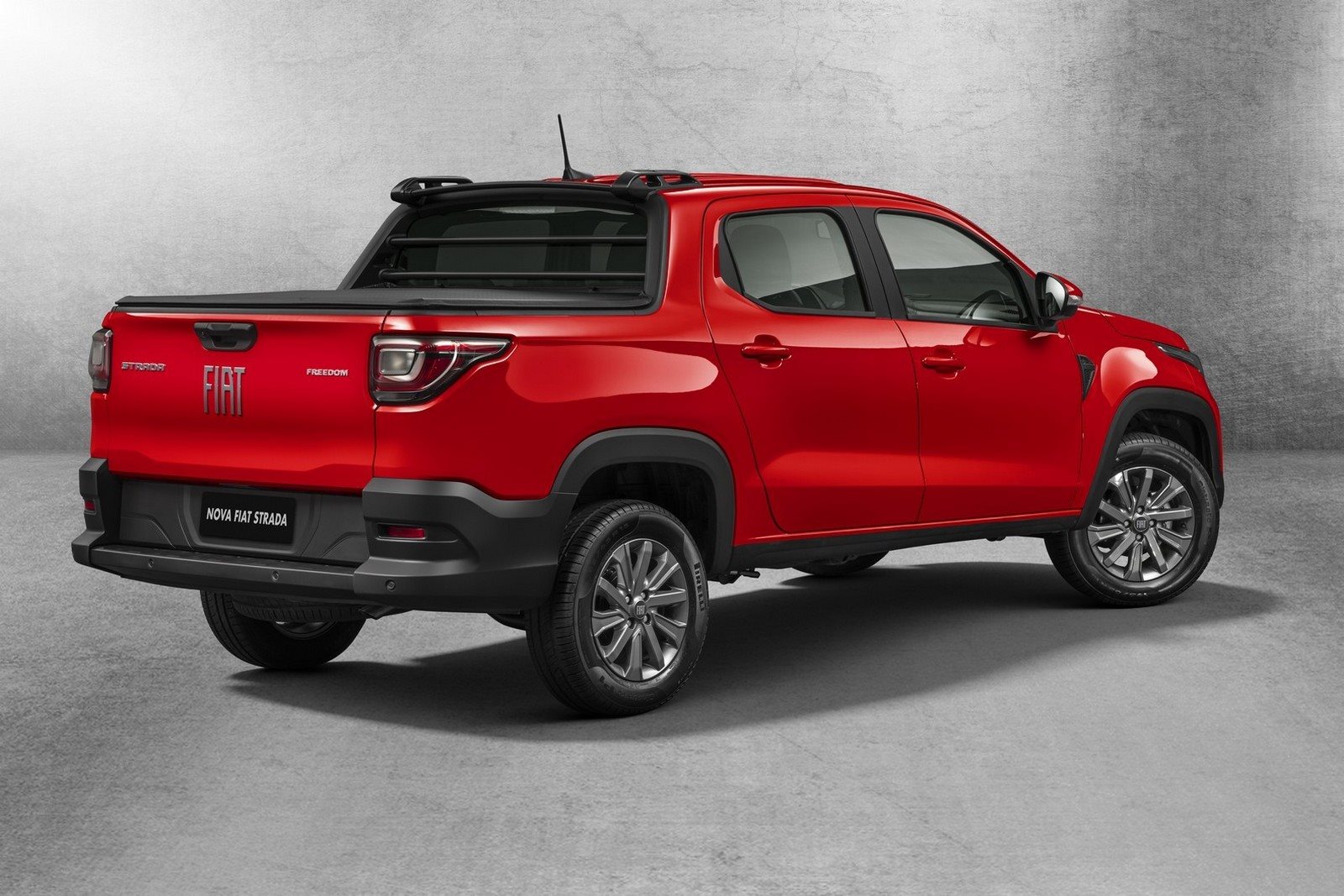 2021 - FIAT STRADA FREEDOM CABINE DUPLA, foto 8