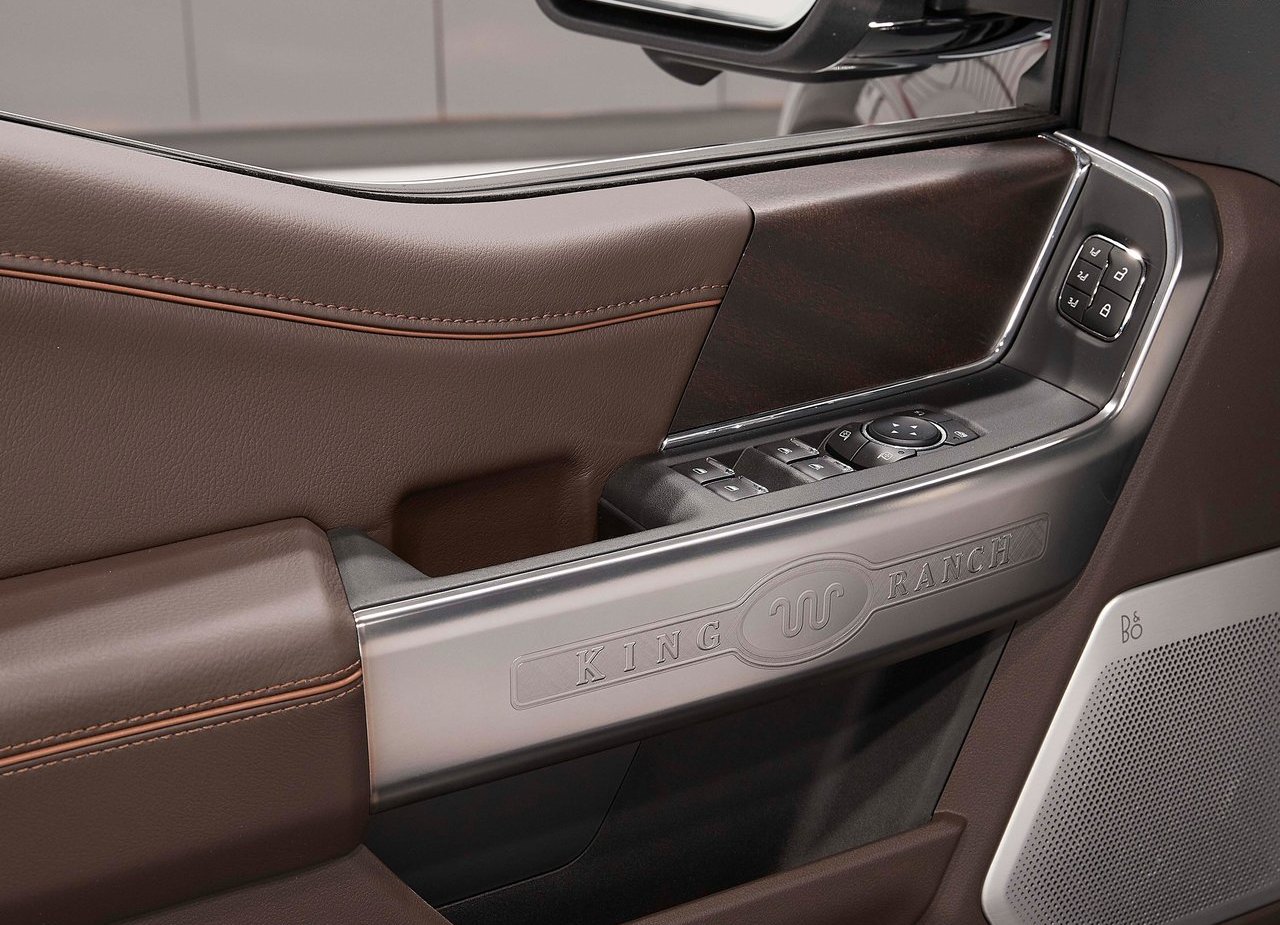 2021 - FORD F-150, foto 38