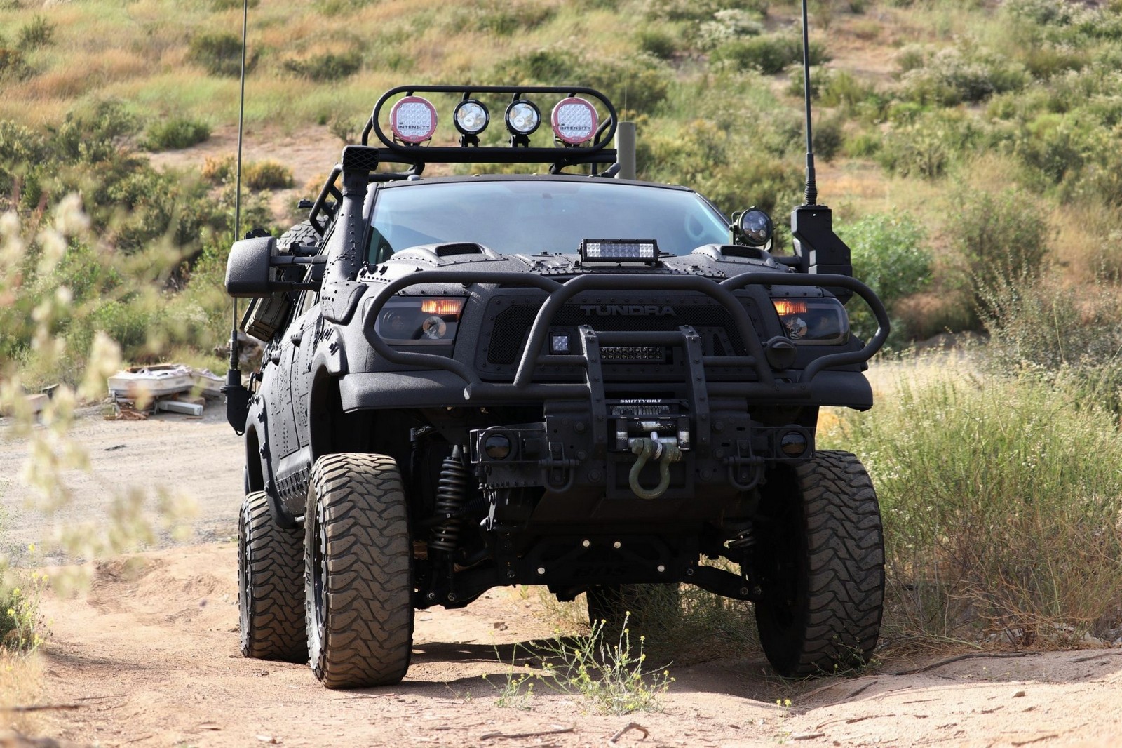 2013 - TOYOTA TUNDRA CREWMAX LIMITED CUSTOM MILITARY EXPEDITION, foto 18