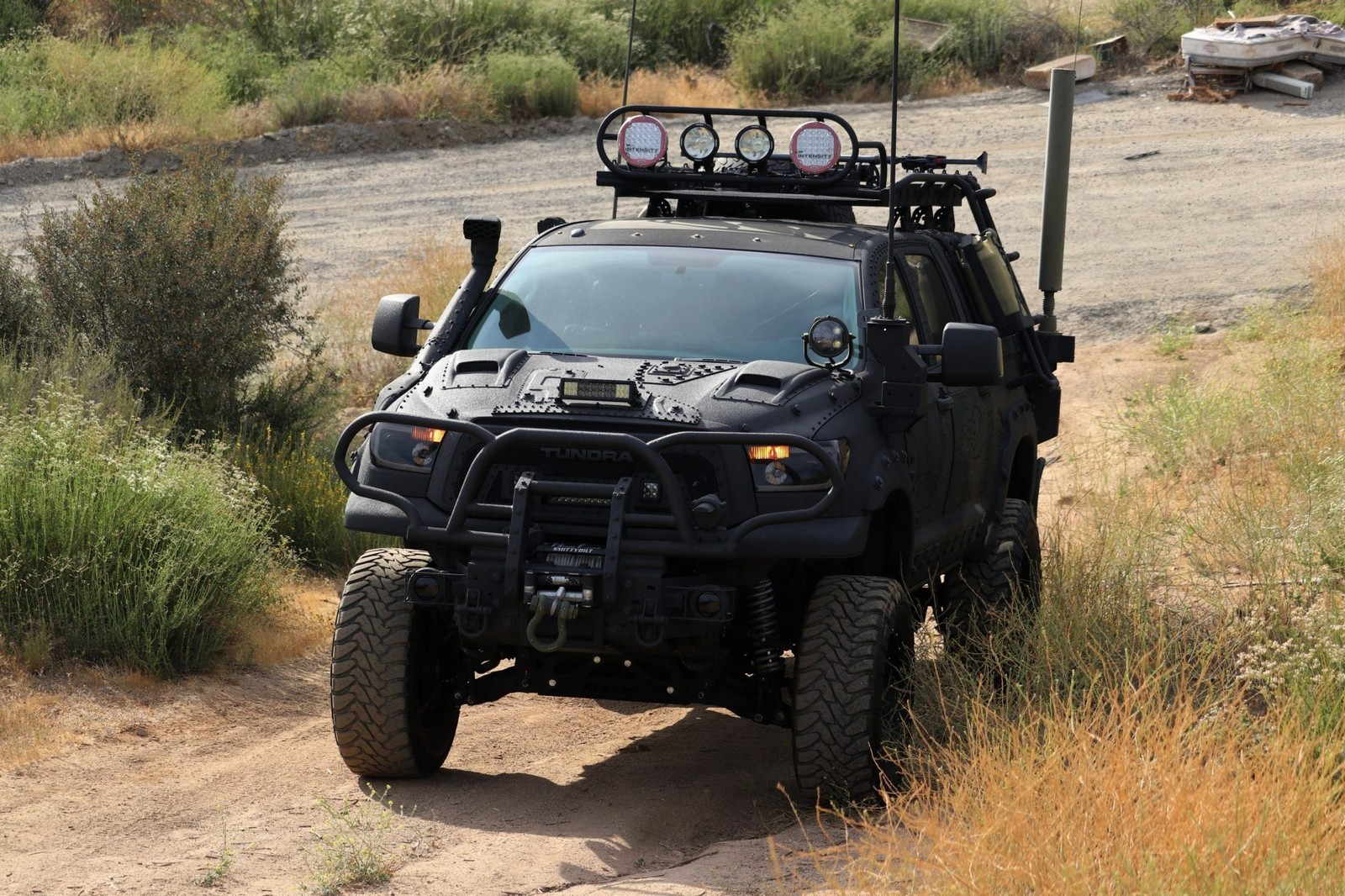2013 - TOYOTA TUNDRA CREWMAX LIMITED CUSTOM MILITARY EXPEDITION, foto 24