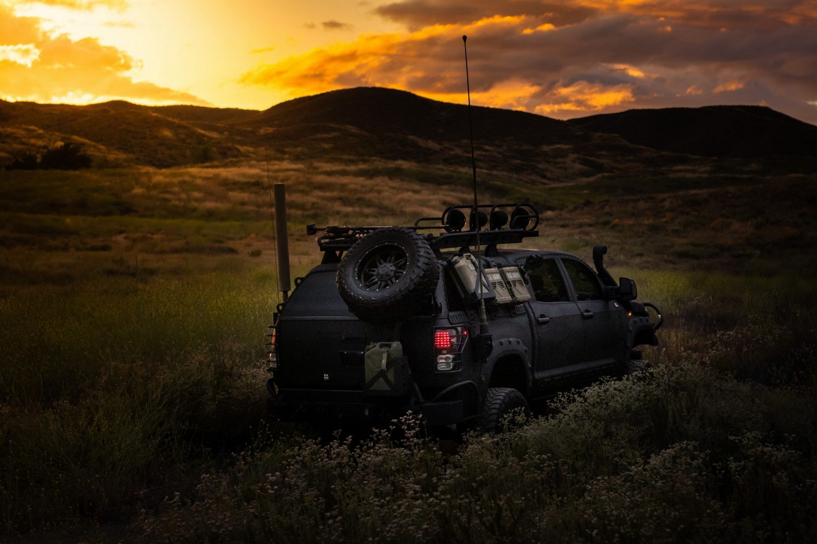 2013 - TOYOTA TUNDRA CREWMAX LIMITED CUSTOM MILITARY EXPEDITION, foto 69