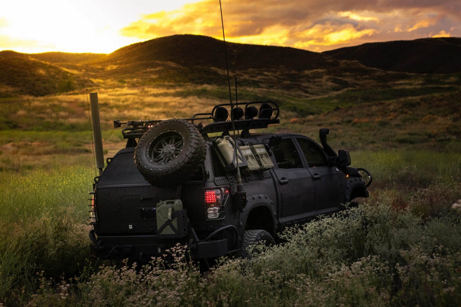 2013 - TOYOTA TUNDRA CREWMAX LIMITED CUSTOM MILITARY EXPEDITION, foto 71