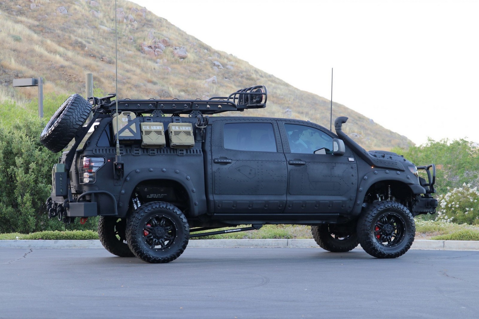 2013 - TOYOTA TUNDRA CREWMAX LIMITED CUSTOM MILITARY EXPEDITION, foto 73
