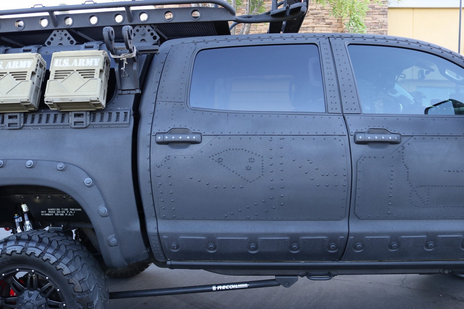 2013 - TOYOTA TUNDRA CREWMAX LIMITED CUSTOM MILITARY EXPEDITION, foto 93